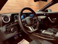 Usado Mercedes CLA200 163 CV (119 kW) 2024 Gris / plata Berlina