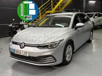 Usado VW Golf VIII Life 110 CV (80 kW) 2022 Gris / plata Familiar