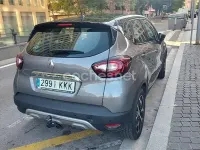 Usado Renault Captur Version S 120 CV (88 kW) 2018 Gris / plata SUV
