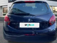 Usado Peugeot 208 Signature Sky 82 CV (60 kW) 2019 Azul Utilitario