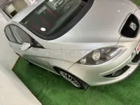 Usado Seat Altea Reference 105 CV (77 kW) 2004 Gris / plata Monovolumen