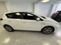 Usado Toyota Auris Hybrid Active 136 CV (100 kW) 2013 Blanco Familiar