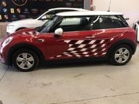 Usado Mini Cooper 136 CV (100 kW) 2015 Rojo Utilitario