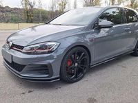 Usado VW Golf VII GTI 290 CV (213 kW) 2019 Gris Utilitario