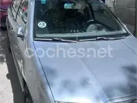 Usado Skoda Fabia Comfort 60 CV (44 kW) 2003 Azul Berlina