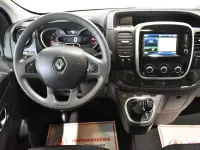 Usado Renault Trafic 95 CV (69 kW) 2017 Blanco Monovolumen