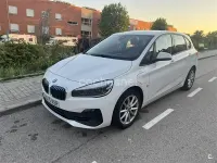 Usado BMW 225 Active Tourer iPerformance 224 CV (164 kW) 2018 Blanco Monovolumen