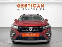 Usado Dacia Sandero Essentiel 90 CV (66 kW) 2021 Rojo Utilitario