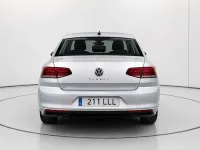 Usado VW Passat Business 122 CV (89 kW) 2020 Gris Berlina