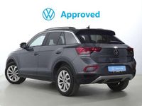 Usado VW T-Roc Life 116 CV (85 kW) 2023 Gris / plata SUV