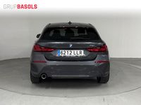 Usado BMW 118 136 CV (100 kW) 2020 Gris / plata Utilitario
