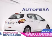Usado Peugeot 208 Allure 82 CV (60 kW) 2016 Blanco Utilitario