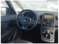 Usado Renault Grand Scénic IV Zen 140 CV (102 kW) 2022 Negro Monovolumen