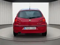 Usado Alfa Romeo 147 Distinctive 105 CV (77 kW) 2003 Blanco Utilitario