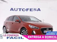 Usado Hyundai i30 140 CV (102 kW) 2018 Granate Berlina