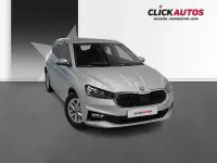 Usado Skoda Fabia Selection 95 CV (69 kW) 2025 Gris / plata Utilitario
