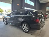 Usado Mercedes R280 190 CV (139 kW) 2008 Negro Monovolumen