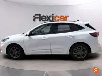 Usado Ford Kuga ST-Line 150 CV (110 kW) 2022 Blanco SUV