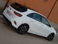 Usado Kia Ceed 120 CV (88 kW) 2021 Blanco Utilitario