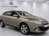 Usado Renault Mégane GrandTour Dynamique 110 CV (80 kW) 2011 Beige Familiar