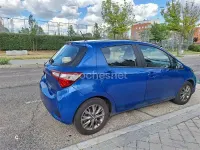 Usado Toyota Yaris Active 69 CV (50 kW) 2017 Azul Berlina