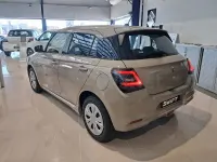 Nuevo Suzuki Swift 81 CV (59 kW) 2026 Beige Utilitario