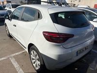 Usado Renault Clio V SE 67 CV (49 kW) 2022 Blanco Utilitario