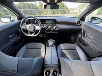 Begagnad Mercedes A200 163 HK (119 kW) 2018 Vit Halvkombi