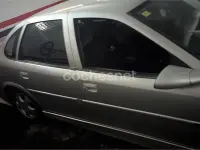 Usado Opel Vectra 115 CV (84 kW) 1999 Gris / plata Berlina