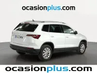 Usado Skoda Karoq Selection 115 CV (84 kW) 2024 Blanco SUV