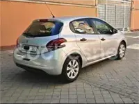 Usado Peugeot 208 Style 82 CV (60 kW) 2016 Gris / plata Utilitario