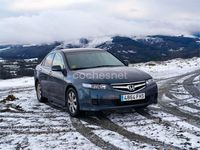 Usado Honda Accord Executive 140 CV (102 kW) 2006 Gris / plata Berlina