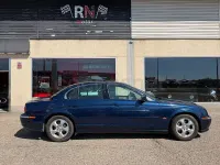 Usado Jaguar S-Type Executive 238 CV (175 kW) 2000 Azul Berlina