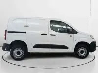 Usado Citroën Berlingo 131 CV (96 kW) 2022 Blanco Monovolumen