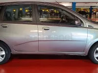 Usado Chevrolet Aveo LT 100 CV (73 kW) 2009 Gris / plata Berlina
