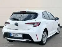 Usado Toyota Corolla Active 122 CV (89 kW) 2020 Blanco Berlina