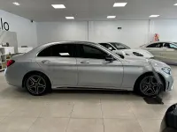 Usado Mercedes C300 245 CV (180 kW) 2020 Gris / plata Berlina
