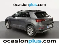 Usado VW T-Roc Life 116 CV (85 kW) 2024 Gris SUV