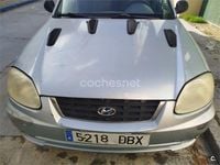 Usado Hyundai Accent 82 CV (60 kW) 2004 Gris / plata Berlina