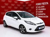 Usado Ford Fiesta Titanium 90 CV (66 kW) 2010 Blanco Berlina