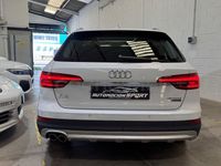 Usado Audi A4 Allroad 163 CV (119 kW) 2018 Blanco Familiar