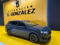 Usado Kia Ceed Style 100 CV (73 kW) 2025 Gris / plata Utilitario