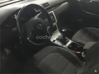 Usado VW Passat Advance 105 CV (77 kW) 2011 Negro Berlina