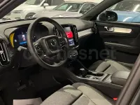 Nuevo Volvo XC40 Core 163 CV (119 kW) 2026 Gris / plata SUV