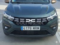 Usado Dacia Jogger Extreme 155 CV (114 kW) 2024 Verde Monovolumen