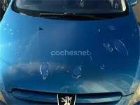 Usado Peugeot 307 90 CV (66 kW) 2004 Azul Berlina