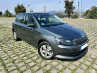Usado Skoda Fabia Ambition 110 CV (80 kW) 2018 Gris / plata Berlina