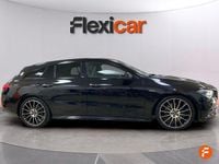Usado Mercedes CLA200 Shooting Brake 163 CV (119 kW) 2021 Negro Familiar