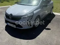 Usado Renault Clio V Evolution 100 CV (73 kW) 2025 Gris / plata Berlina