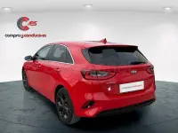 Usado Kia Ceed 140 CV (102 kW) 2018 Rojo Utilitario